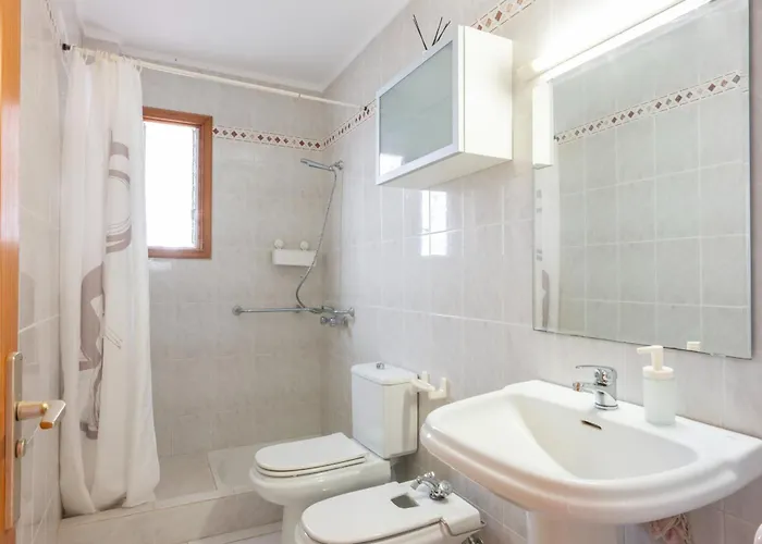 Luma Abades Feriehus *